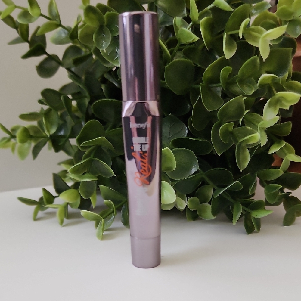 Benefit Vibrant "One Lusty Rose" Lipstick/Liner